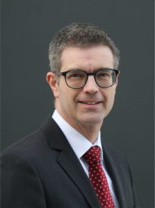 Dr. Stefan Korta ist Theologe und Kanonist